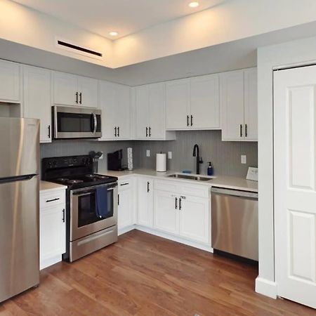 Fun Cozy Apts - 1 25 Mile Walk To Tiaa Bnk Fld Jacksonville Luaran gambar
